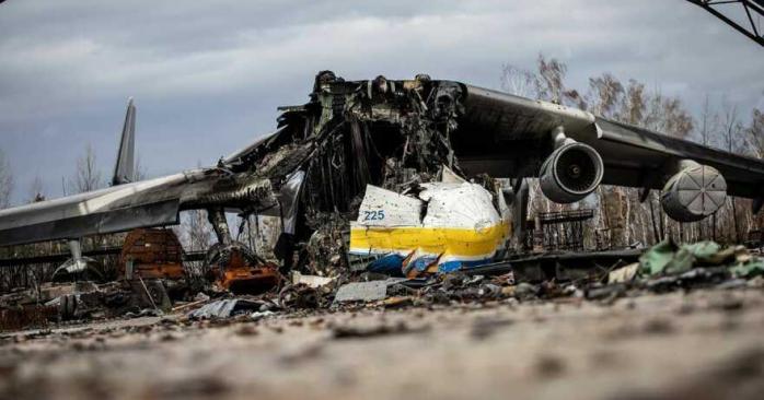 Знищений літак АН-225 «Мрія» в Гостомелі. Фото: 