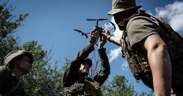 Українські дрони на фронті. Фото: ОПУ