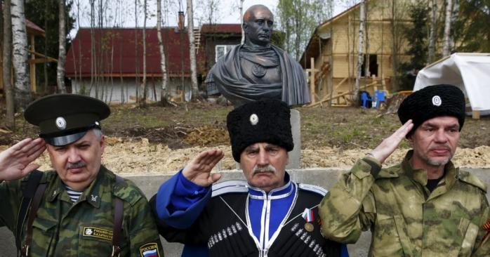 Окупанти в Криму створюють воєнізовані підрозділи. Фото: Reuters