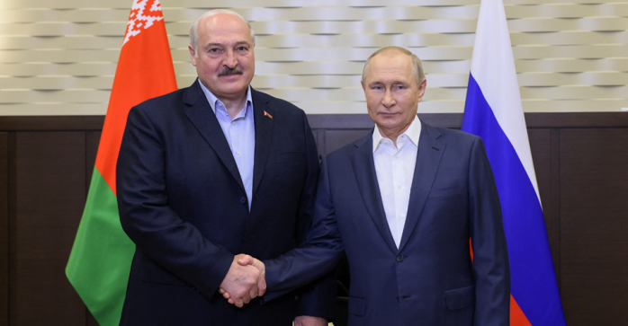 Лукашенко предлагает Казахстану ядерное оружие в обмен на союз с рф и беларусью