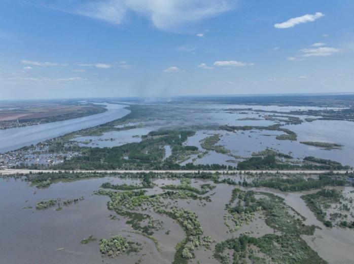  Интенсивность подтопления Херсона уменьшается, но вода еще будет прибывать (ФОТО)