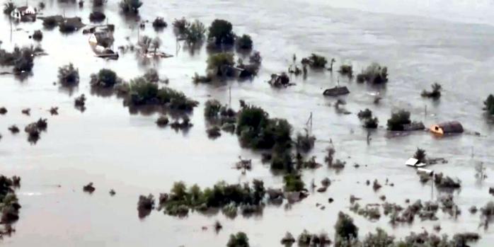 Оккупированные Олешки затопило после подрыва дамбы Каховской ГЭС, фото: социальные сети