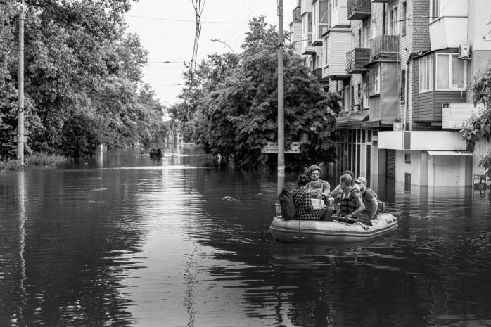 Це не Венеція, це Херсон - з'явилося нове відео затопленого міста