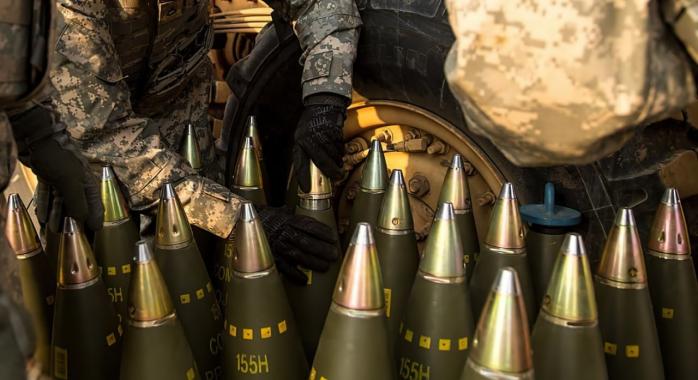 Пентагон хоче передати Україні касетні боєприпаси - Reuters