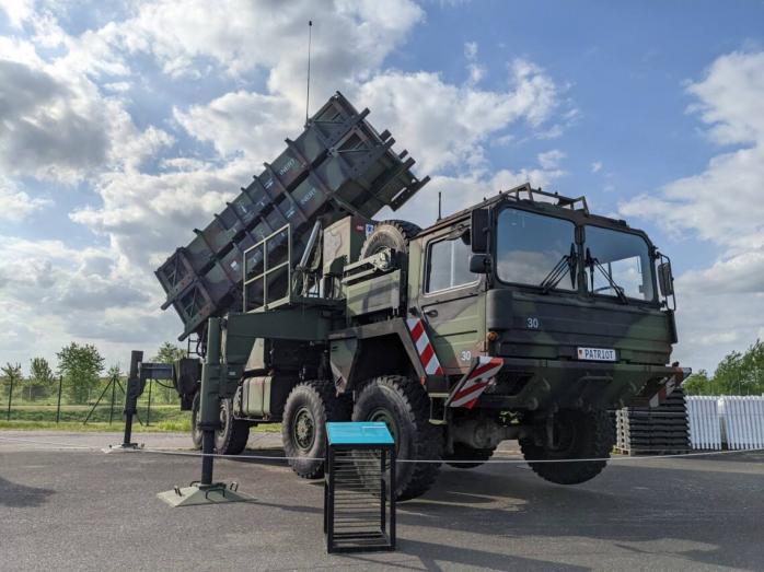 У Хмельницькій ОВА розказали про наслідки нічної ракетної атаки на військовий аеродром