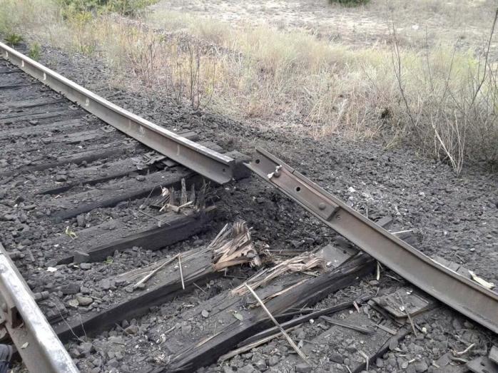 В тимчасово окупованому Криму вчергове підірвали залізницю