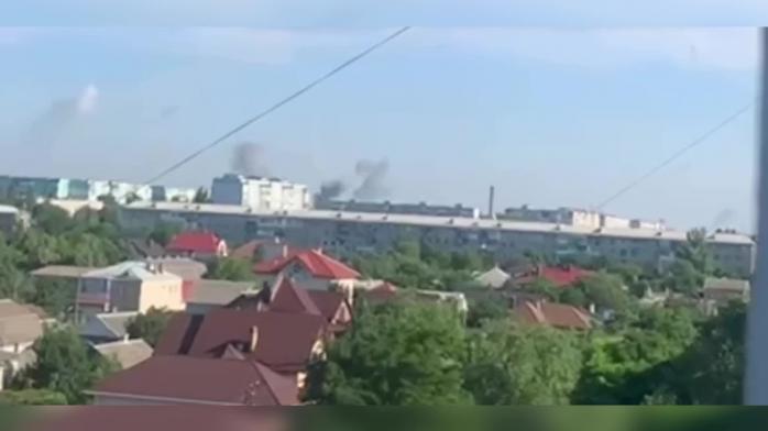 Вооруженные силы подтвердили попадания в штаб и склад топлива армии россии в Бердянске