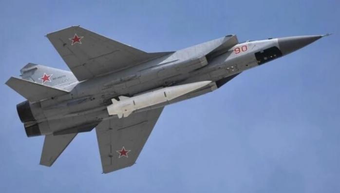 Винищувач МіГ-31 розбився в росії