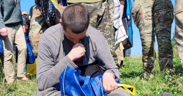 Украина вернула из плена военных и гражданских. Фото: Андрей Ермак