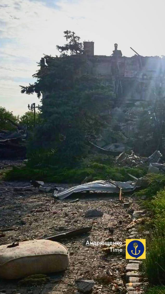 Знищений ракетою Storm Shadow готель Дюна. Фото: Петро Андрющенко