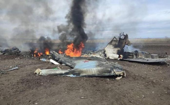 Свято триває - біля кордону з Україною в море упав російський Су-25