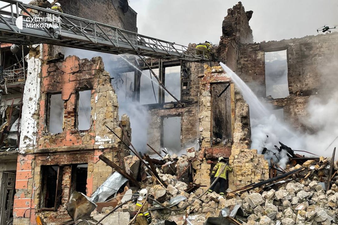 Фото наслідків обстрілу Миколаєва. Фото: «Суспільне. Миколаїв»