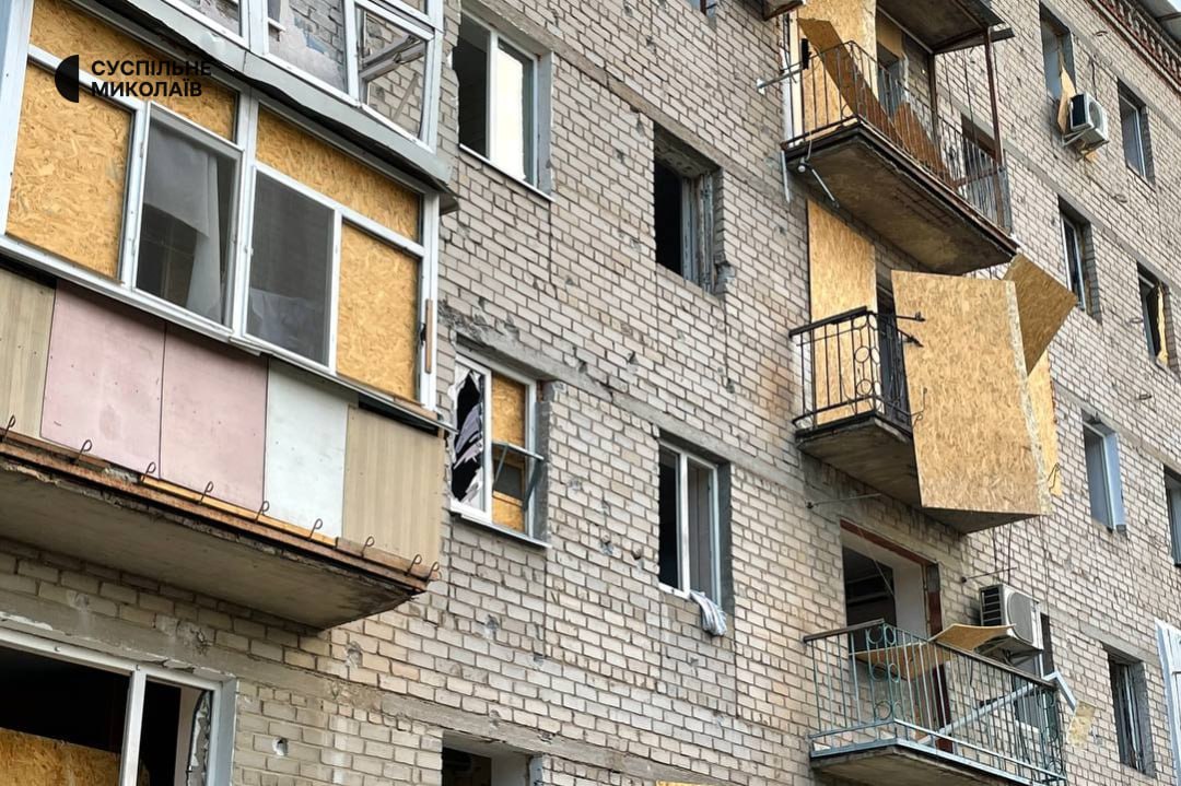 Фото наслідків обстрілу Миколаєва. Фото: «Суспільне. Миколаїв»