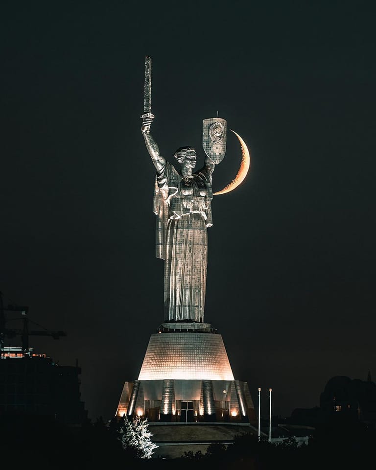 Зʼявилися фото із новою «Батьківщиною» у Києві, фото - Віталій Рубцов