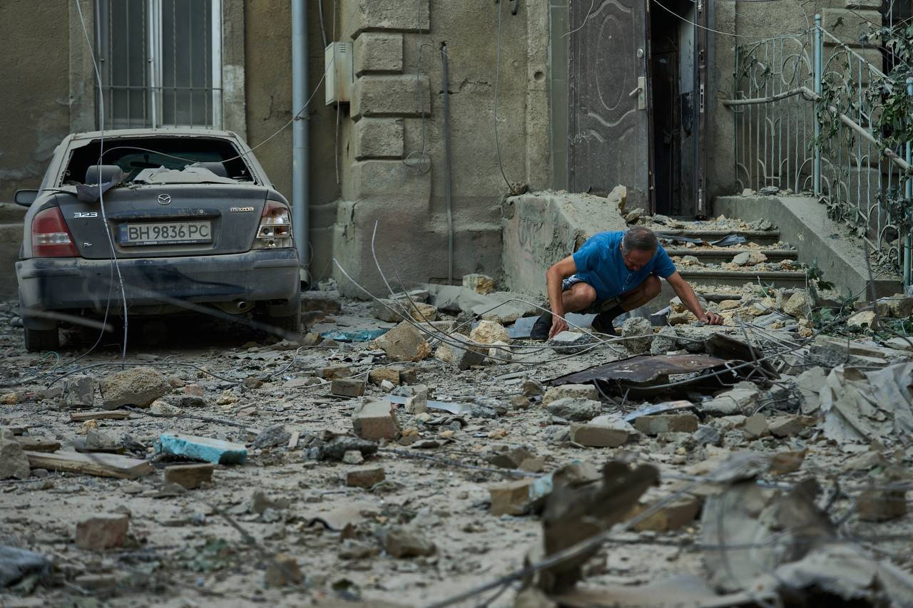 Наслідки ракетного удару по Одесі. Фото: Володимир Зеленський у Telegram