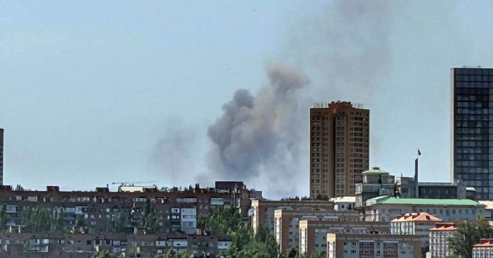 Последствия взрывов в Донецке. Фото: местные Telegram-каналы