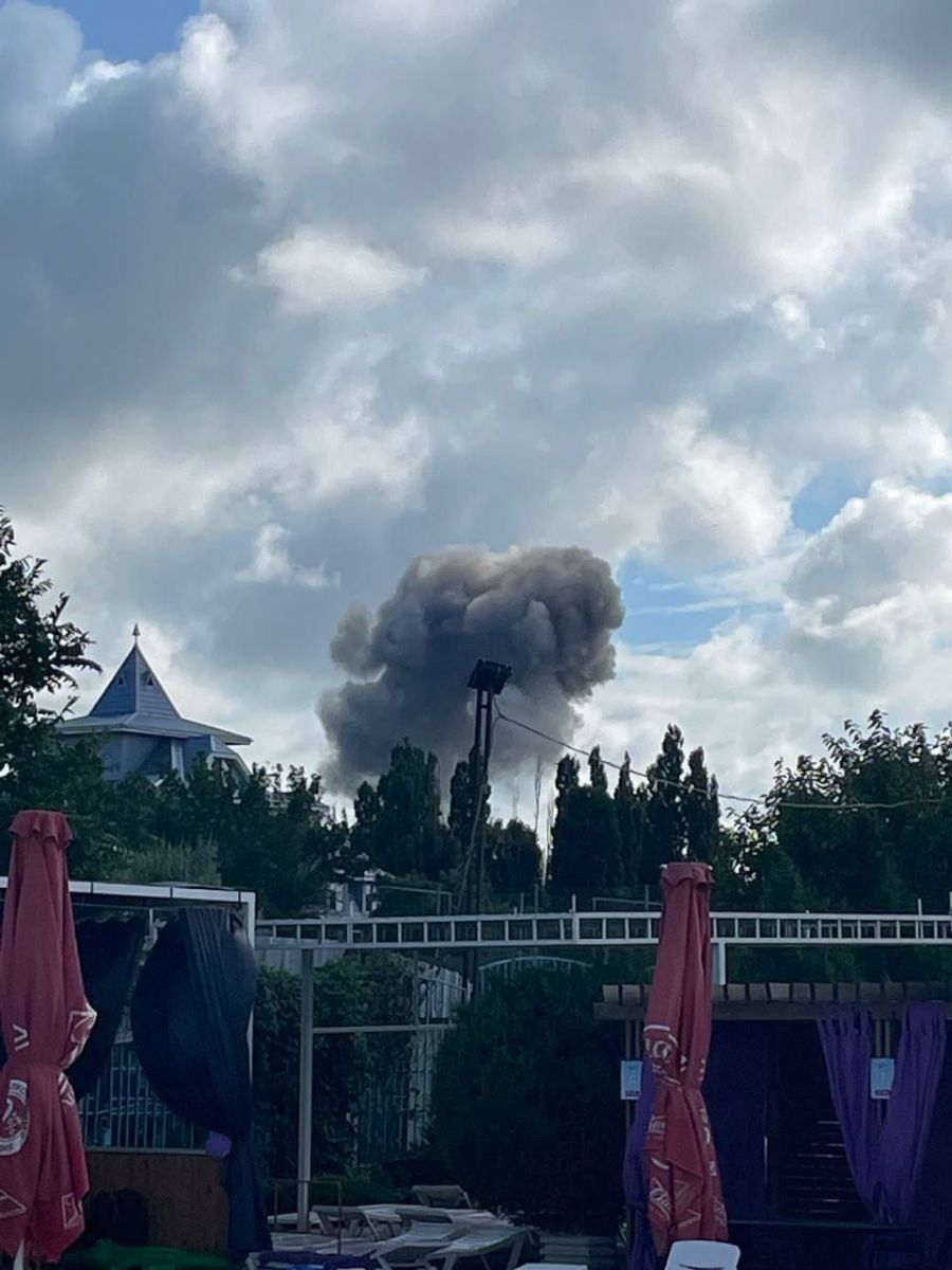 Потужний вибух прогримів у таганрозі. Фото: Telegram-канали