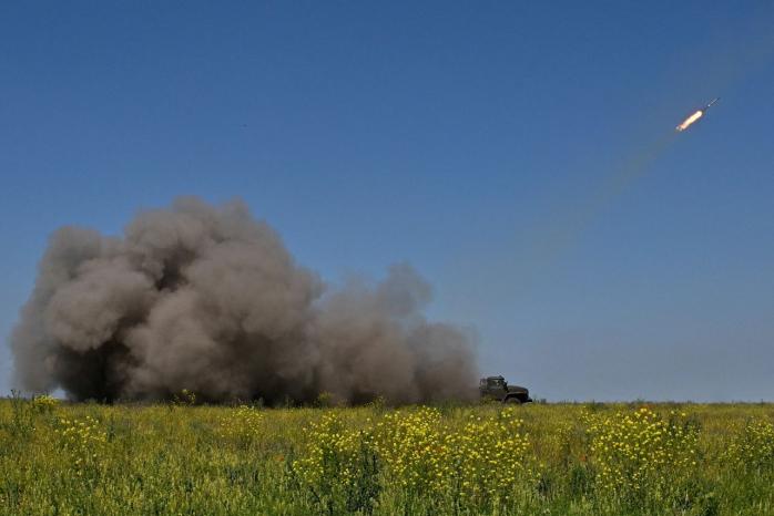 Українське військо йде вперед під Бахмутом – ISW