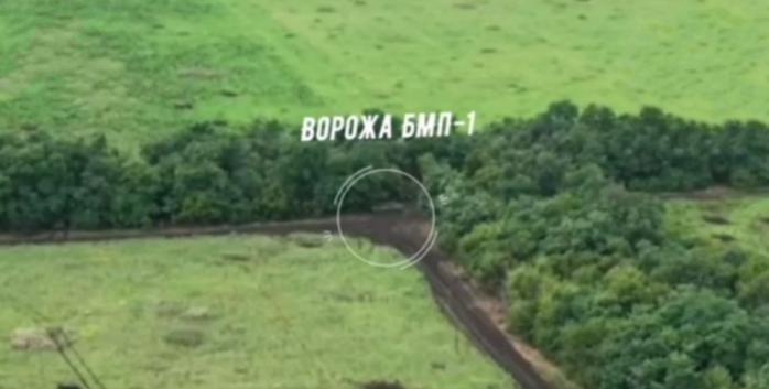 Знищення російської бронетехніки, скріншот відео