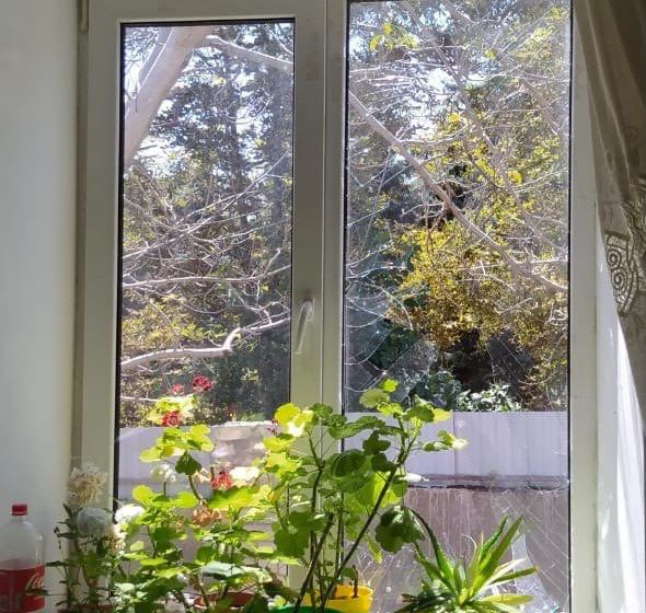 Наслідки російського обстрілу, фото: Херсонська ОВА