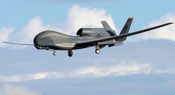 У Чорному морі кружляє безпілотник-розвідник США Global Hawk