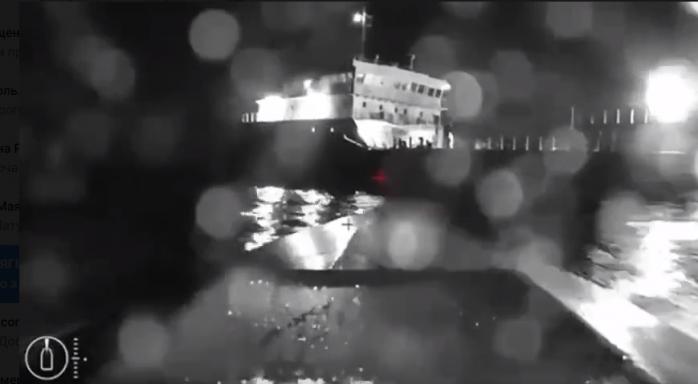 Момент удару по російському танкеру SIG показав морський дрон