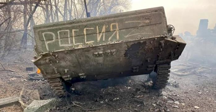 Російський танк знищили воїни ЗСУ на Луганщині