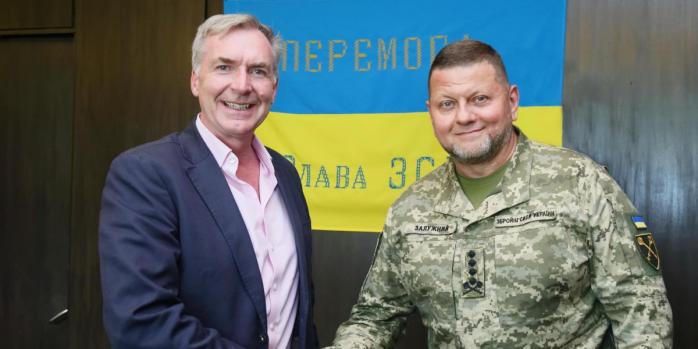 Тоні Радакін та Валерій Залужний, фото: Головнокомандувач ЗСУ