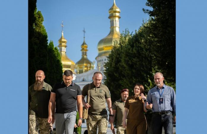 С тех пор, как Лавра стала украинской, здесь будет духовное место для воинов - Маляр