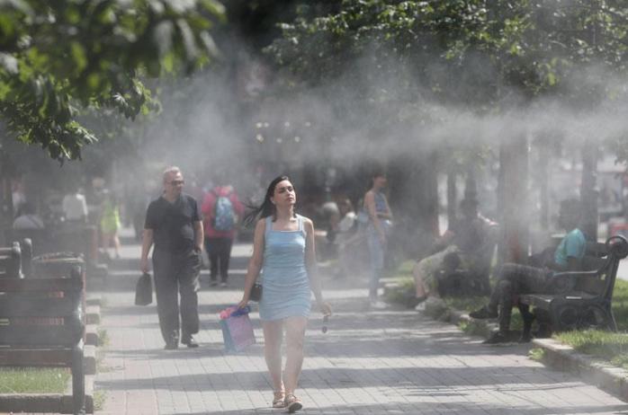 Спека в Україні - у Києві за день зафіксували три температурні рекорди