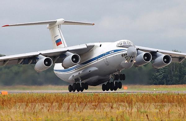 Взрывы на аэродроме Пскова повредили шесть Ил-76. Фото: