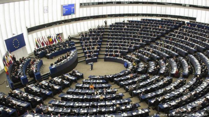 В Европарламенте скепсис по поводу плана Зеленского изменить подследственность коррупционных дел с НАБУ в СБУ