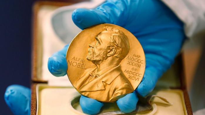 Фундація Нобеля відкликала запрошення послів рф і білорусі на вручення премії