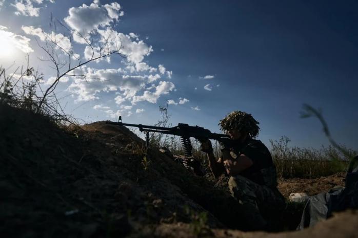 ЗСУ відбили атаки росіян на чотирьох напрямках, на південь від Бахмута маємо частковий успіх — Генштаб