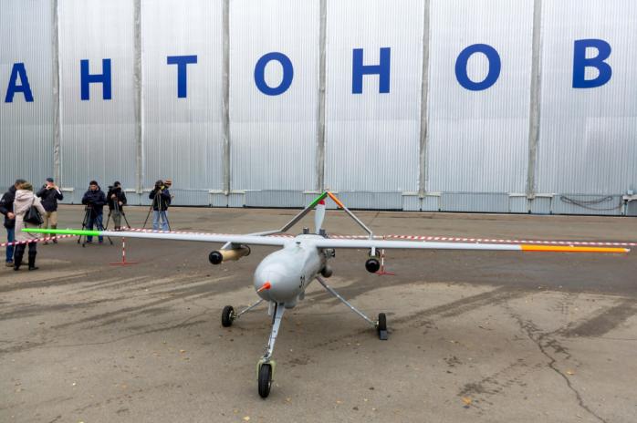 Ставка не на вантажні літаки - «Антонов» сконцентрується на виготовленні дронів