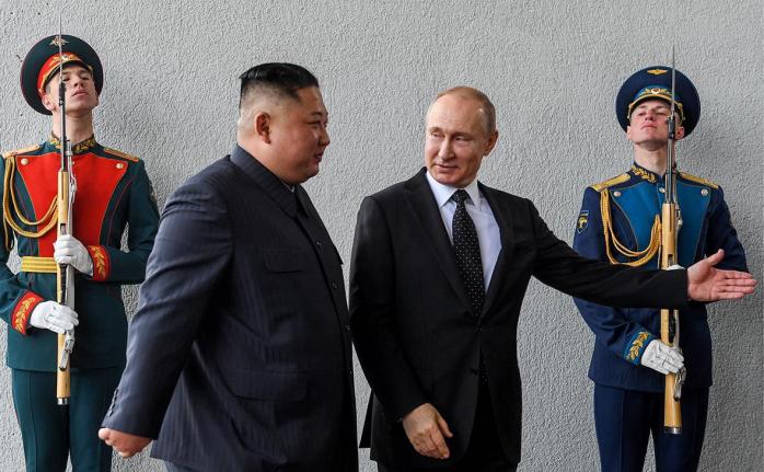 путин уговорил Ким Чен Ына открыть свои "диппредставительства" на оккупированном Донбассе