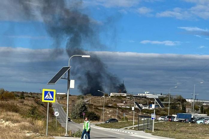 Це спільна спецоперація ГУР і ВМС - медіа про нові вибухи в Севастополі