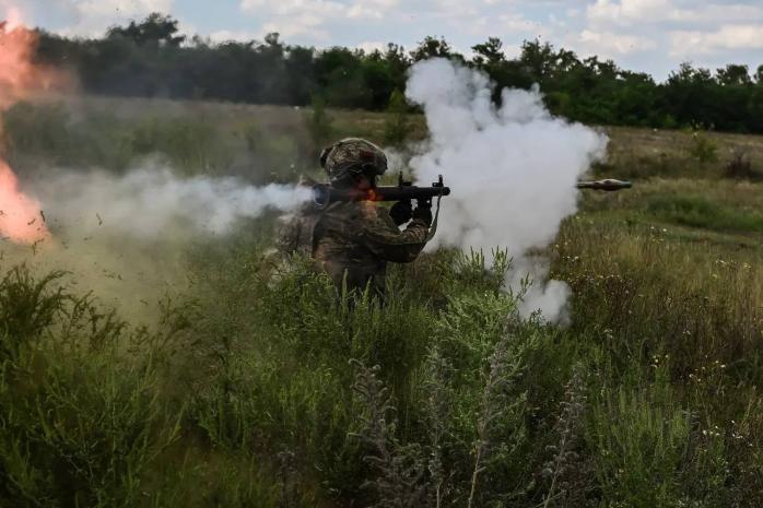 Украинские силы используют бронетехнику за пределами российской трехслойной обороны на Запорожье