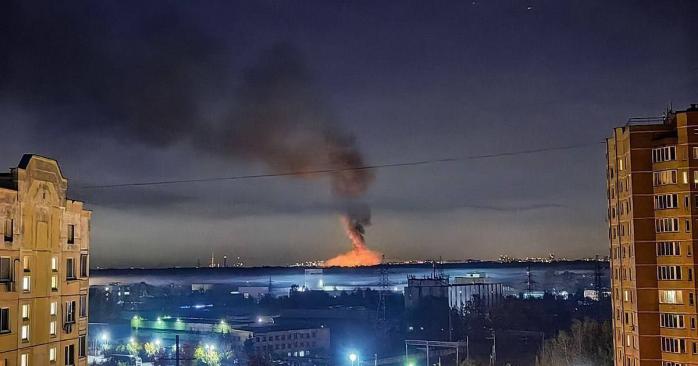 Взрывы прогремели в районе военного аэродрома в Подмосковье. Фото: 