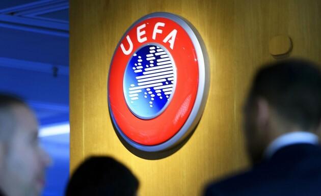 Украина отреагировала на решение УЕФА вернуть в международные соревнования команды из россии до 17 лет. Фото: 