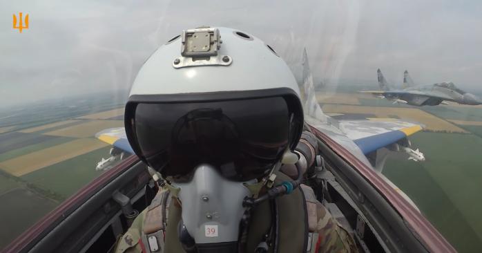 В ВСУ показали адаптацию украинских пилотов к F-16. Фото:
