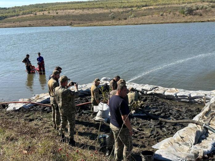 Уламки ракети знайшли в озері за 35 км від Кишинева 