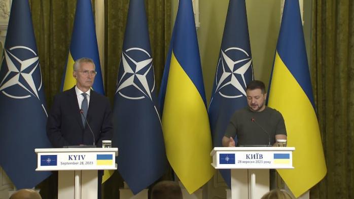  Генсек НАТО внезапно прибыл в Киев на встречу с Зеленским