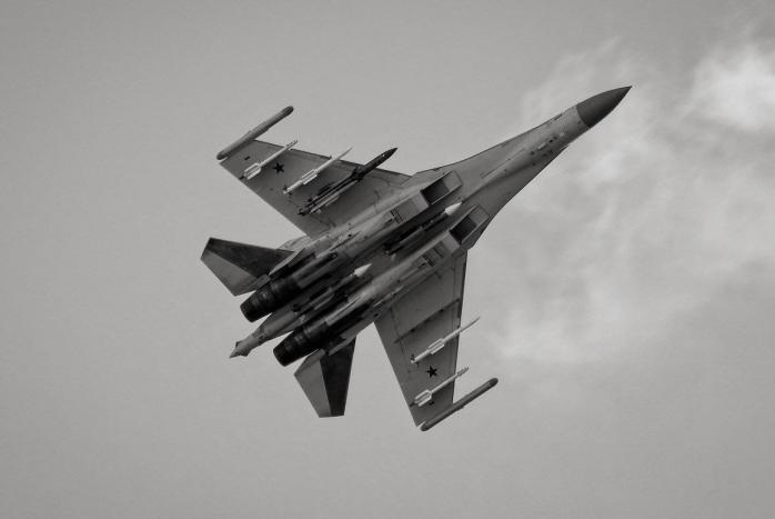 Ночью над Токмаком от френдли файера сгорел российский Су-35