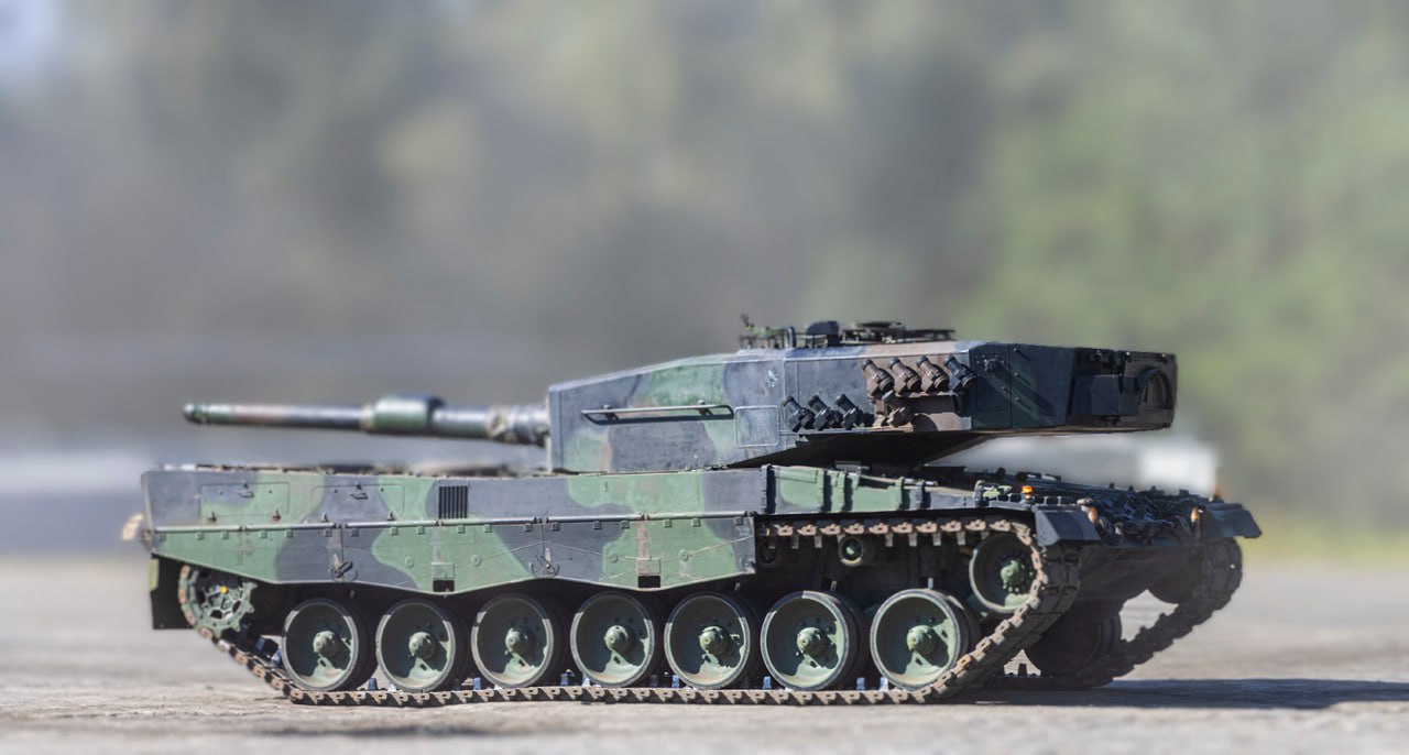 Польща відремонтувала перші українські танки Leopard 2