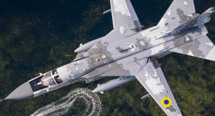 Украинские Су-24М в 2022 году залетели вглубь территории рф и ударили по нефтебазе