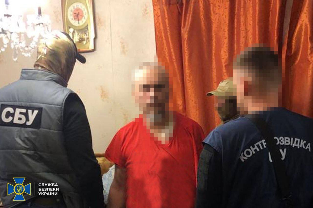 Трьох російських агентів зловила СБУ - стежили за ЗСУ та фіксували наслідки ударів по Україні