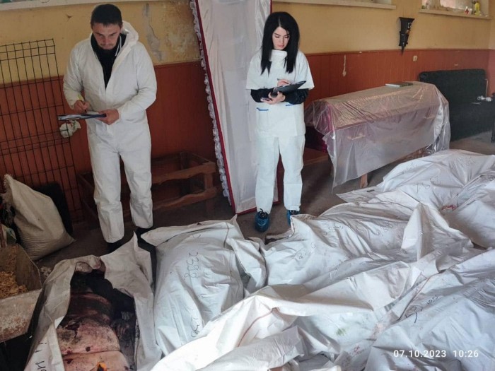 Триває ідентифікація загиблих внаслідок російського ракетного удару по Харківщині, фото: Сергій Болвінов