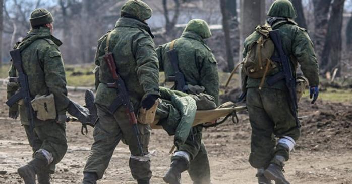 Россияне продолжают размещать военные госпитали в домах с мирными жителями, фото: «5 канал»
