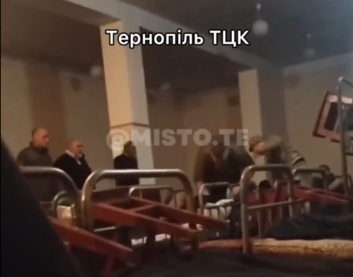 В Тернополе открыли дело на сотрудников ТЦК, которые избивали мужчин 